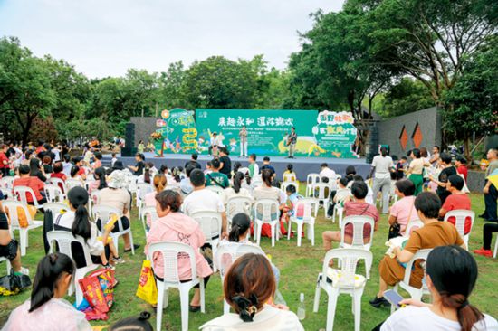 “來(lái)趣永和 逗陣撒歡”晉江市永和鎮(zhèn)鄉(xiāng)村旅游文化節(jié)暨“凱斯特杯”海絲名鎮(zhèn)親子徒步活動(dòng)，在玉溪村舉辦（玉溪村委會(huì)供圖）1.jpg